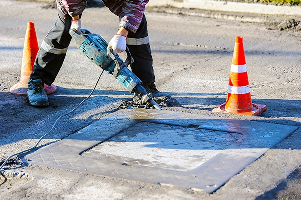 Entretien et réparation des routes